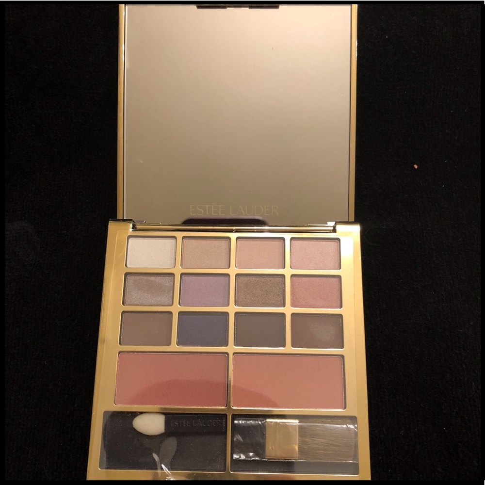 💕Estee Lauder💕 eyeshadow and blush palette!